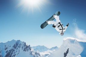 中国男篮开展专项投篮训练提高整体命中率，中国男篮投篮最准的球员